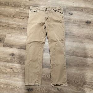 listing-status-banner